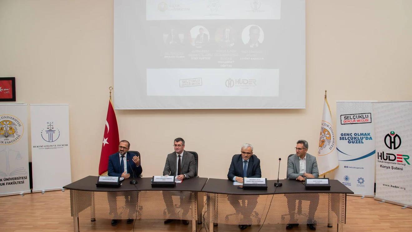 Selçuk Üniversitesinde Mesleki Tanıtım Zirvesi düzenlendi
